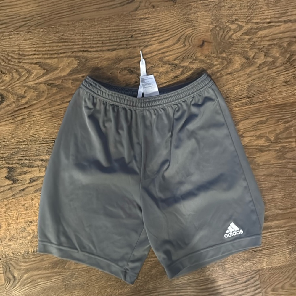 Adidas shorts gray youth large 13-14y